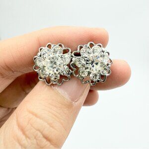 Vintage Silver Tone Sparkling Crystal Rhinestones Cluster Screw-Back Earrings